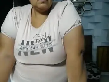 Tistmature  live sex cam