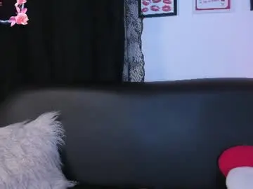 Alessia_mila  live sex cam