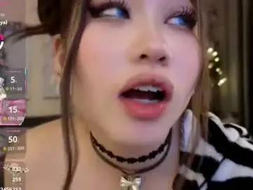 Aminasaffron  live sex cam