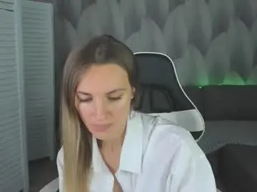 Ann_gill  live sex cam