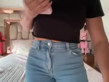 Candy_sam28  live sex cam
