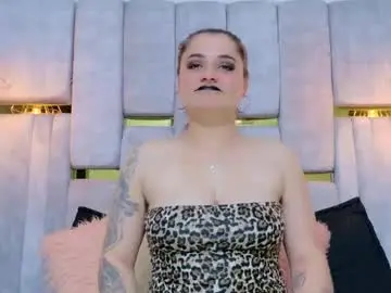 Emmasantaleon  live sex cam