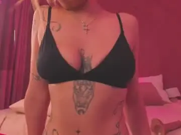 Hollyylee  live sex cam