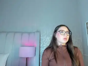 Madeleynrose  live sex cam