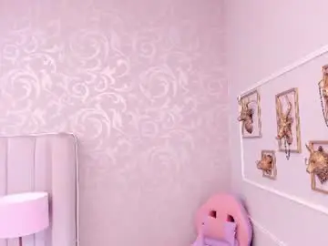 Madeleynrose  live sex cam