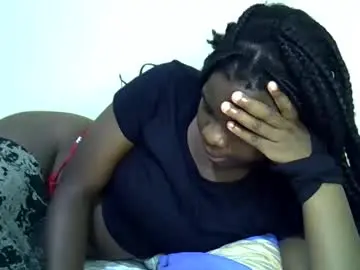 Nyla_shal  live sex cam