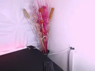 Taylor_bms  live sex cam