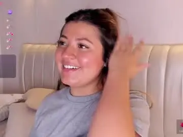 Zuzu_sweet  live sex cam