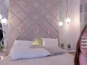 Amy__wood  live sex cam