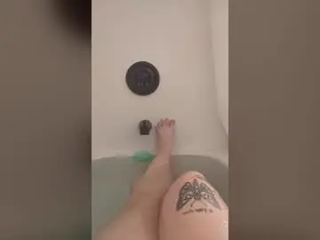 Annoonnyymmoouuss_  live sex cam
