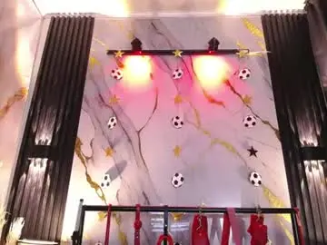 Doll4anall  live sex cam