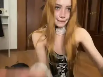 Evakettystar  live sex cam