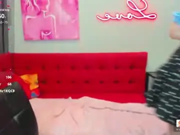 Evelineamore  live sex cam