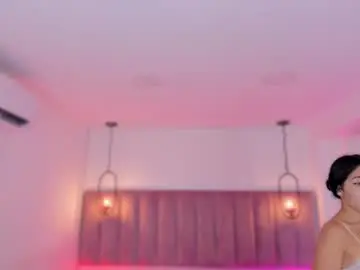 Haily_b  live sex cam