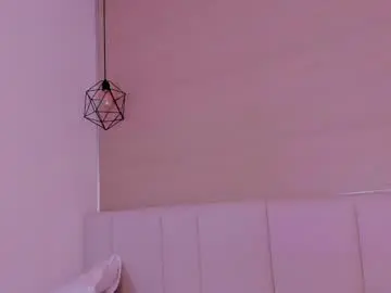 Haily_b  live sex cam