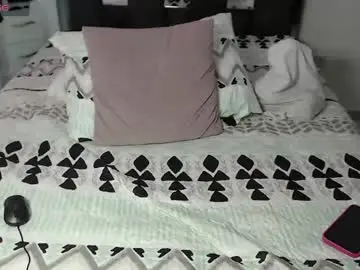 Kenia_browm  live sex cam