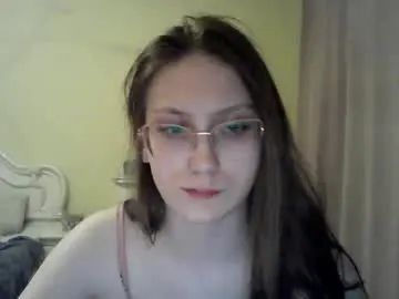 Kyddiekaffka  live sex cam