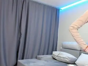 Lynseyolstad  live sex cam