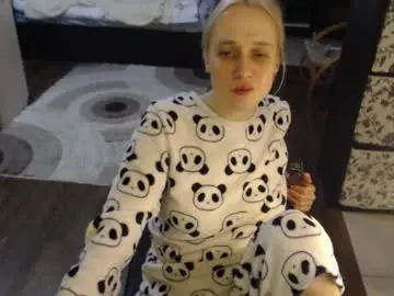 Mrsluck  live sex cam