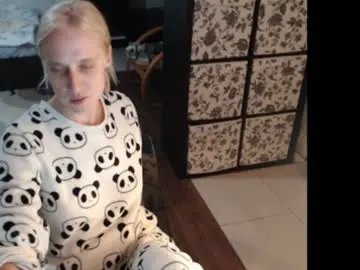 Mrsluck  live sex cam