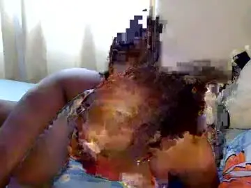 Naughtyie  live sex cam