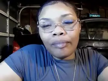 Sheyourstruly  live sex cam