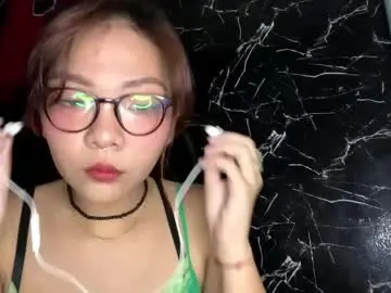 Temikavoltaire  live sex cam