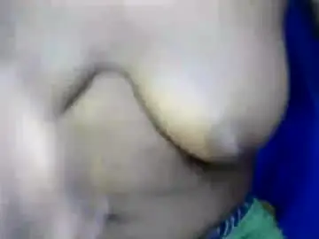 Wetdripping_pussie75  live sex cam