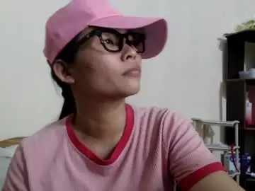 Whisperinrain  live sex cam