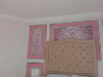 Your_perverse_whore  live sex cam