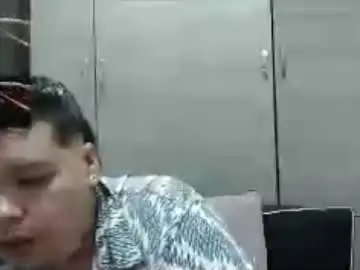 Yulandval  live sex cam