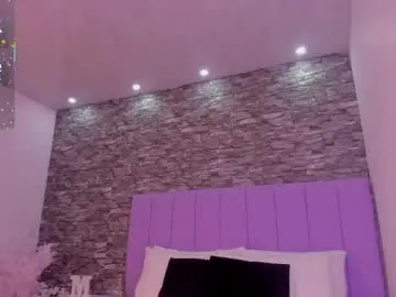 _emily_queen  live sex cam