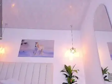 _emily_queen  live sex cam