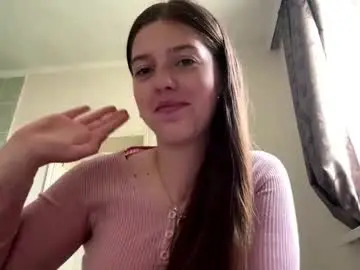 Danelledimarino  live sex cam