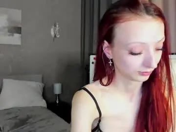 Daria_j  live sex cam