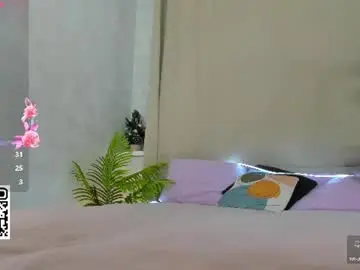Daria_j  live sex cam