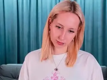 Debrabanks  live sex cam