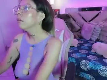 Karly_moonn  live sex cam