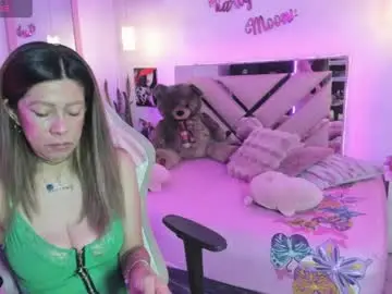 Karly_moonn  live sex cam