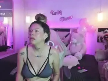 Karly_moonn  live sex cam