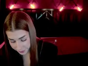 Luxekittyxo  live sex cam