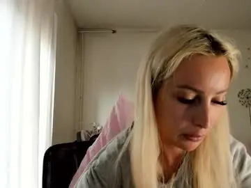 Missy_matrix  live sex cam