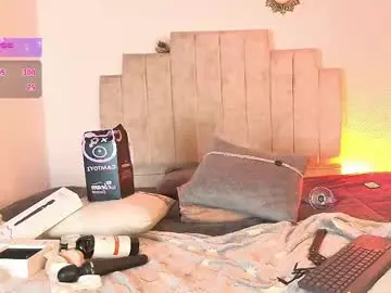 Petite_pepper18  live sex cam