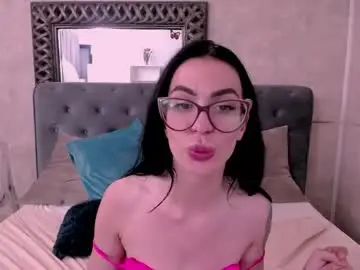 Raniavibexs  live sex cam