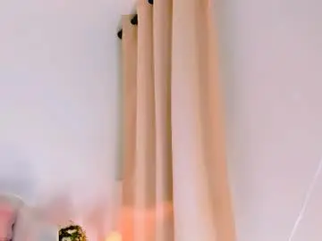 Sweet_doll_  live sex cam