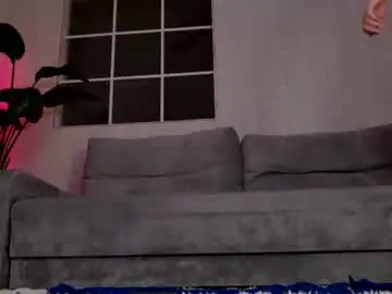 Wellicaren  live sex cam