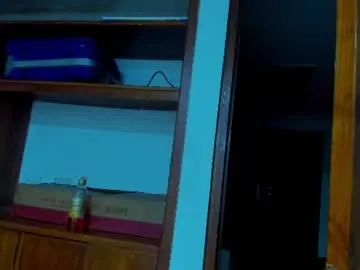 Amelialaurent_  live sex cam