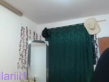 Hilari18  live sex cam