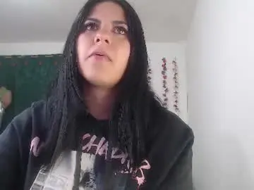 Hilari18  live sex cam