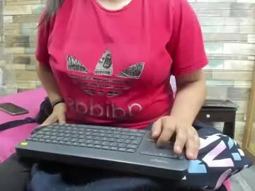 Kataleyastiward  live sex cam